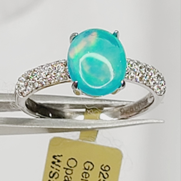 Elegant Silver Opal Ring with Crystal Accents - Picture 2 of 12